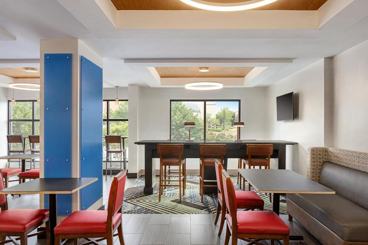 Holiday Inn Express & Suites Greenville-Downtown By Ihg Dış mekan fotoğraf