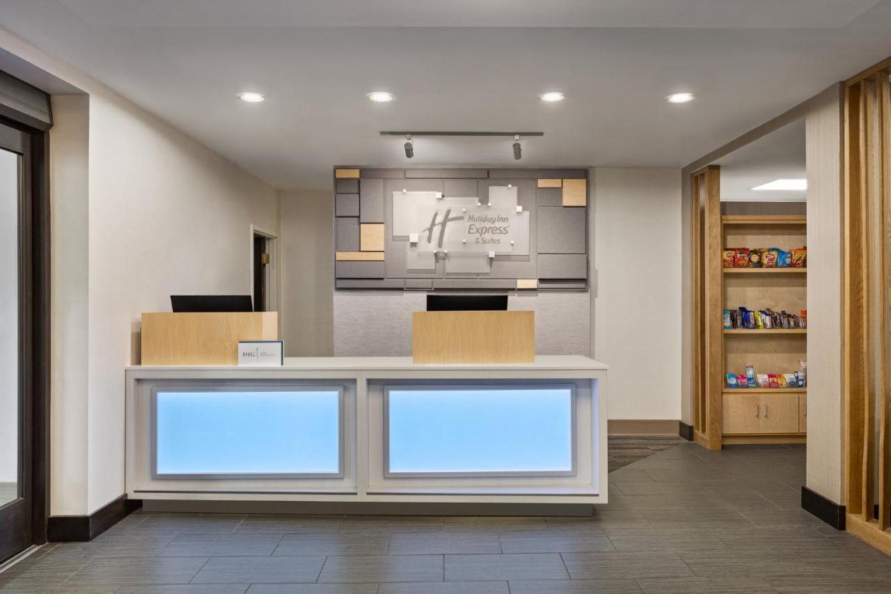 Holiday Inn Express & Suites Greenville-Downtown By Ihg Dış mekan fotoğraf