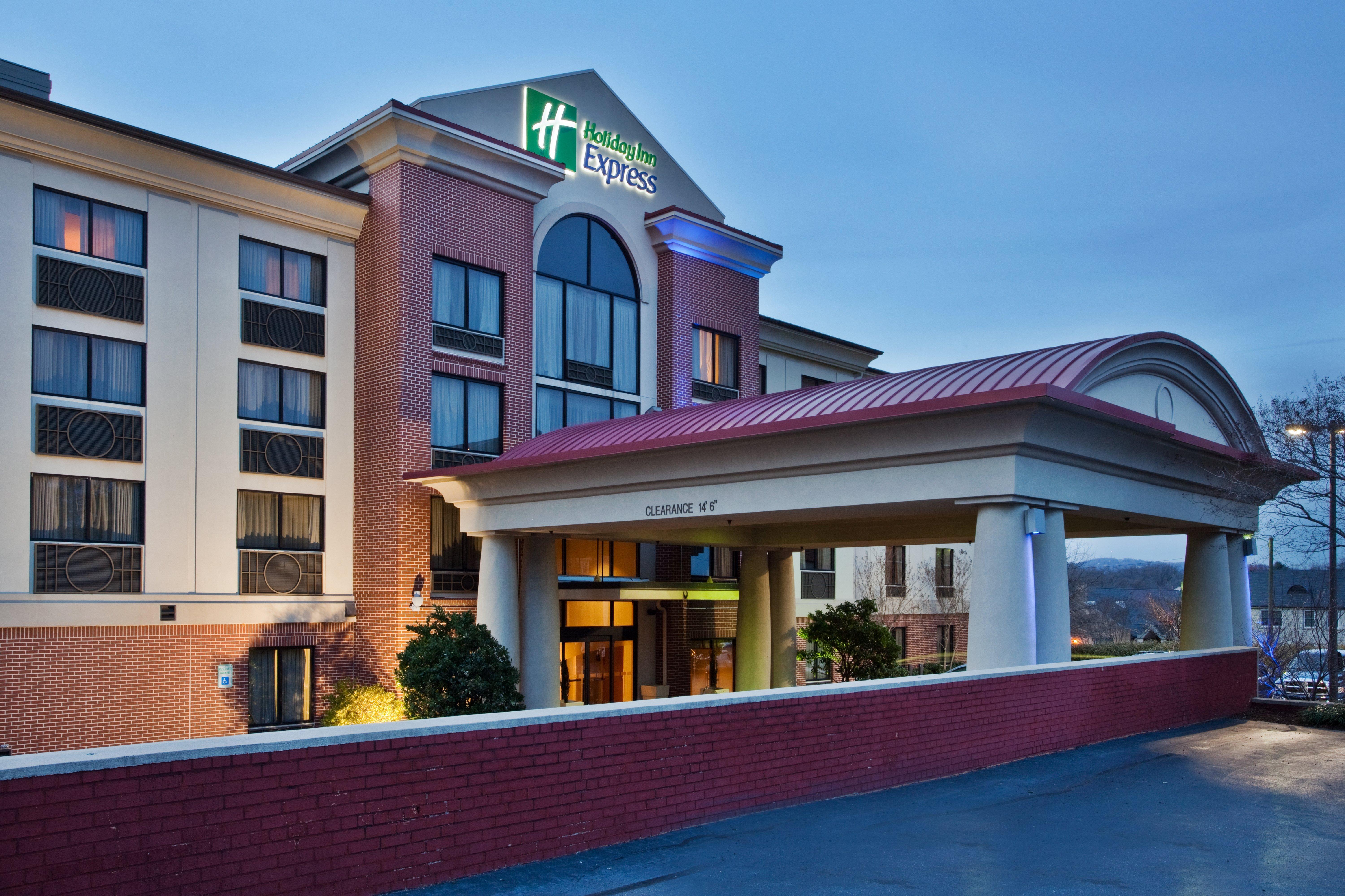 Holiday Inn Express & Suites Greenville-Downtown By Ihg Dış mekan fotoğraf