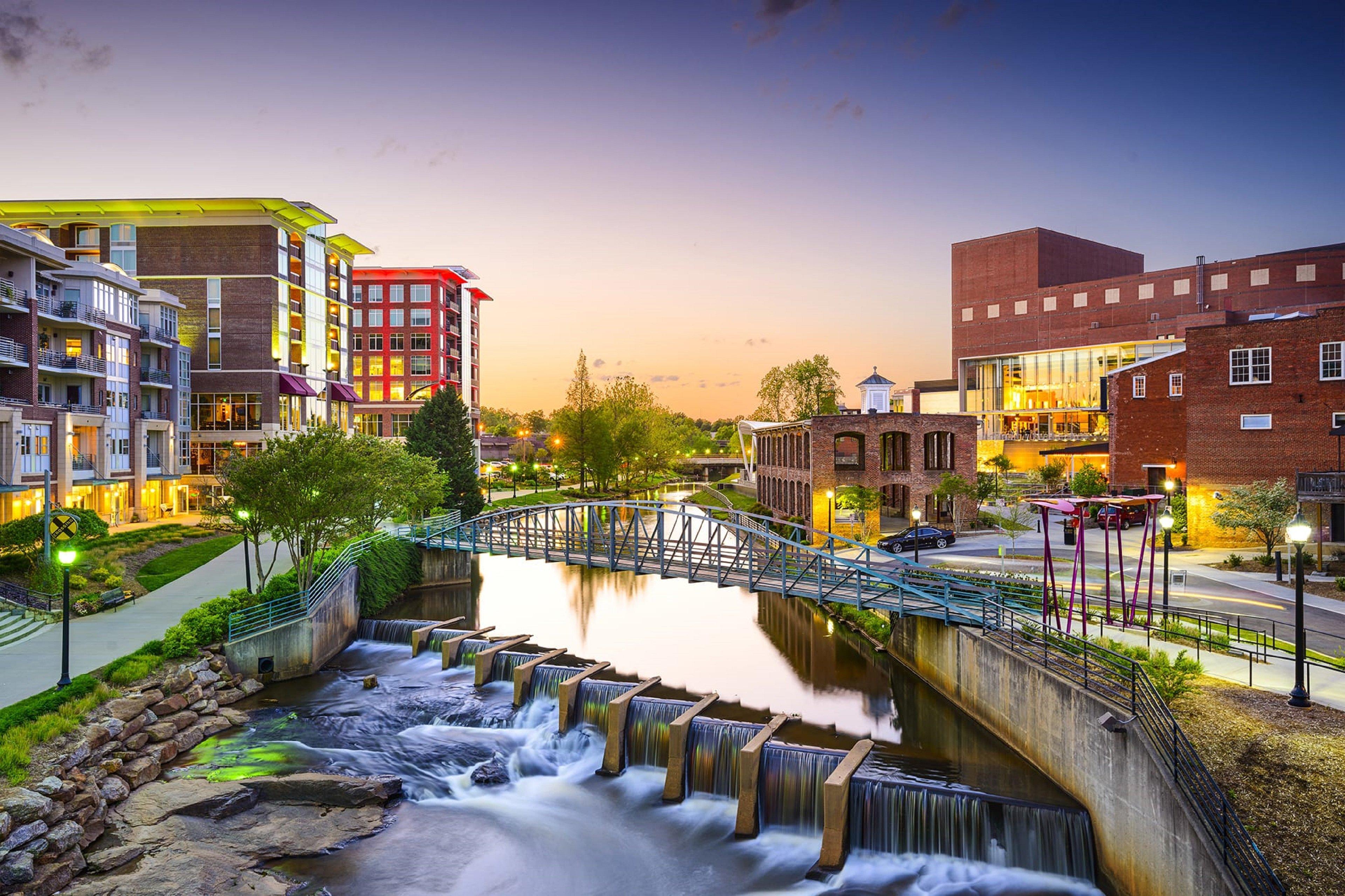 Holiday Inn Express & Suites Greenville-Downtown By Ihg Dış mekan fotoğraf