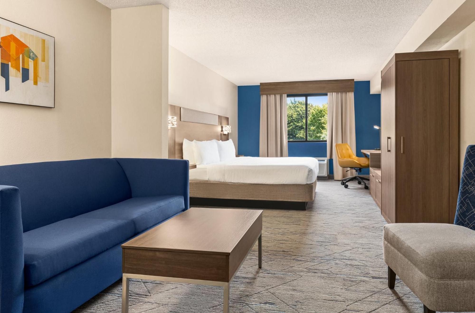 Holiday Inn Express & Suites Greenville-Downtown By Ihg Dış mekan fotoğraf